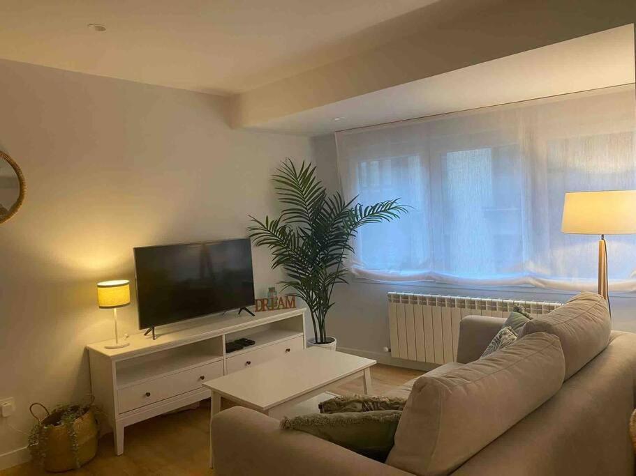 Apartamento A Estrenar En Centro Gijon. Fibra-Tv Bagian luar foto