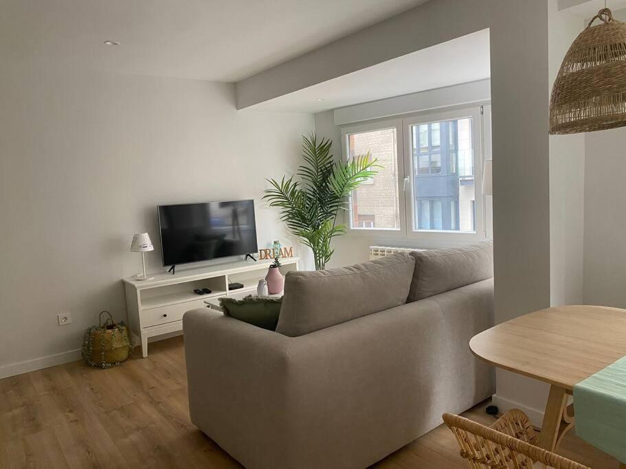 Apartamento A Estrenar En Centro Gijon. Fibra-Tv Bagian luar foto